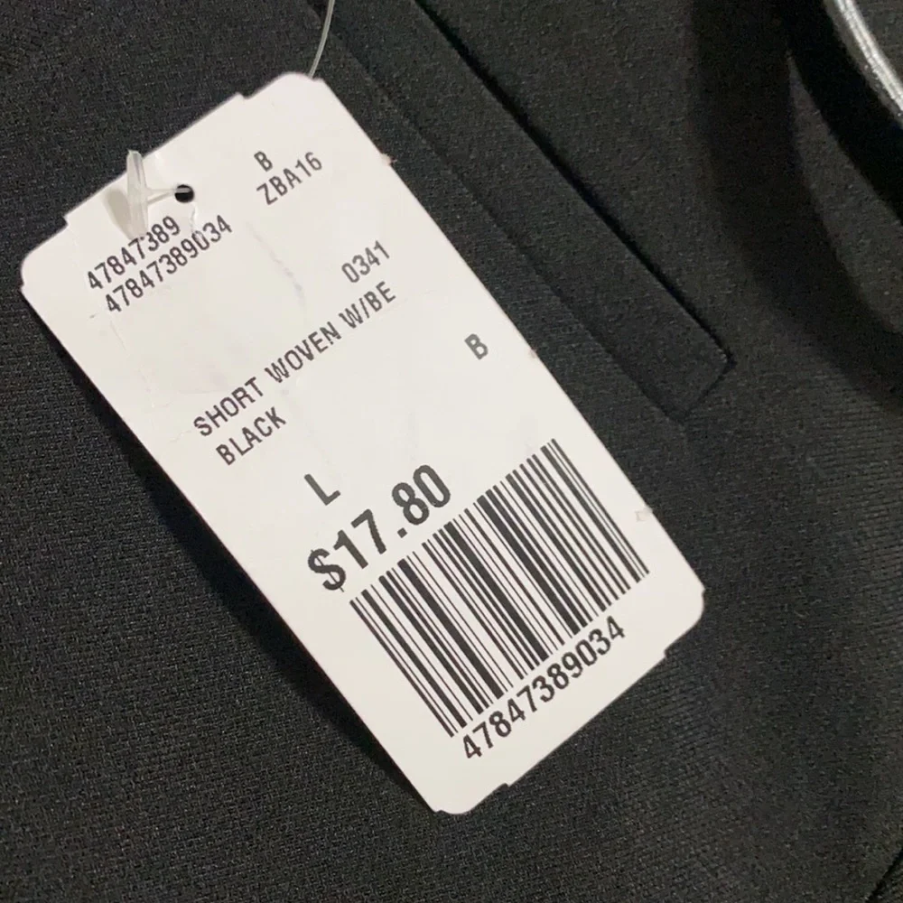 Forever 21 details brand
